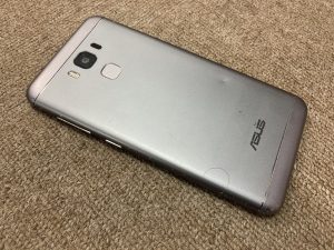 ZenFone5Q町田バッテリー交換