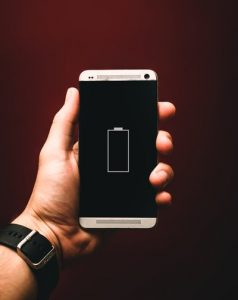 iPhone8のバッテリー交換はどこでする？費用や時間・おすすめの方法を解説