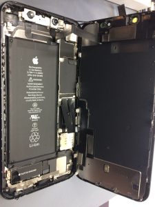 『iPhoneXR』水没修理(練馬店)