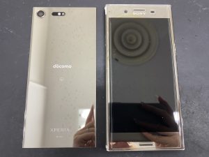 Xperia XZPremium 起動不可 バッテリー交換 液晶交換 ガラス割れ 修理