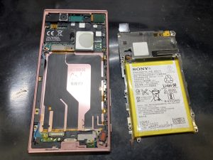 XperiaXZ バッテリー交換修理