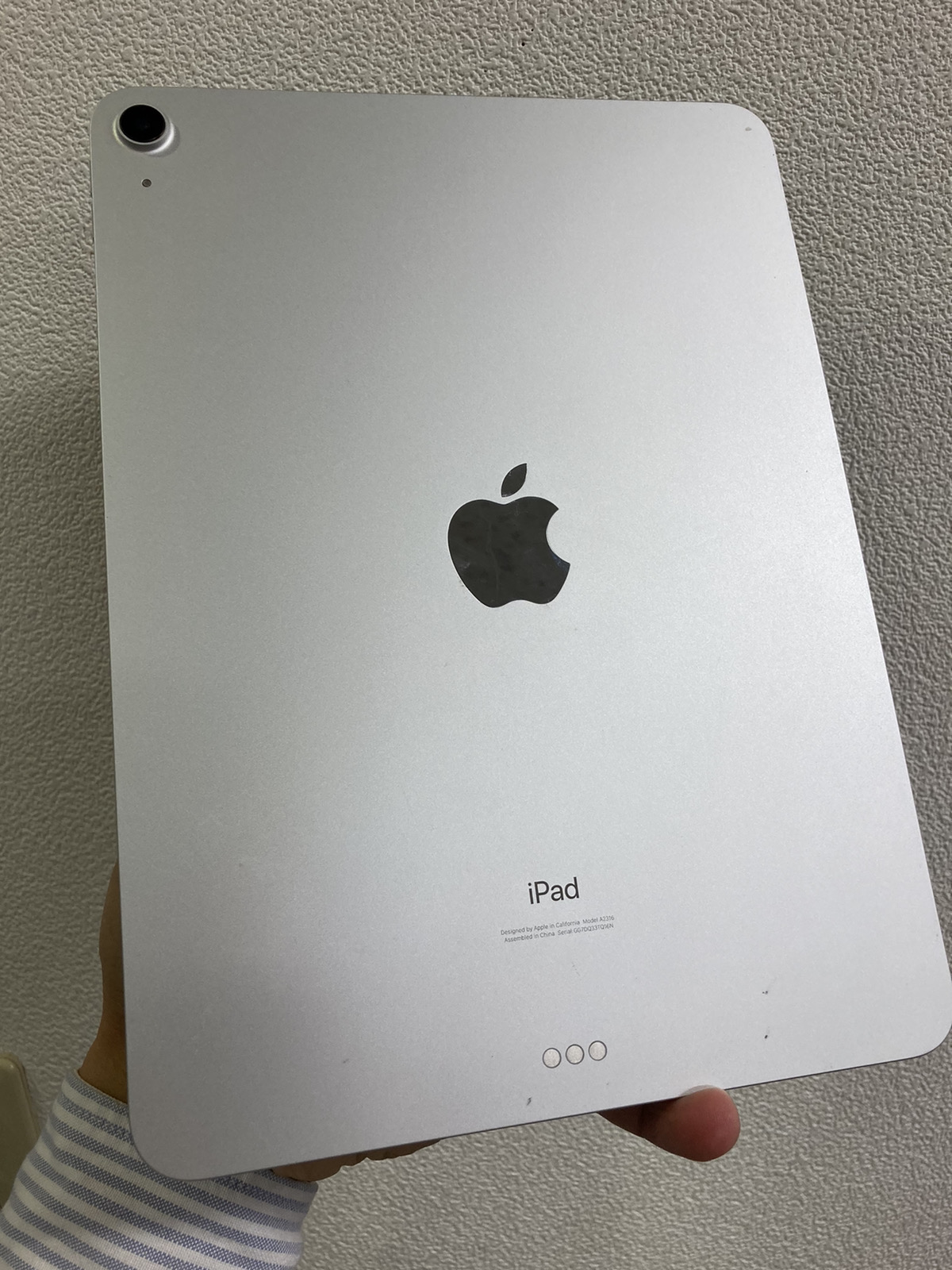 【iPad Air 4】割れてしまった画面の修理実績（新宿店） - Android 