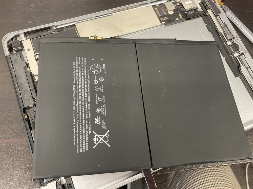 iPad 6(2018)　バッテリー劣化　バッテリー交換　修理　新宿