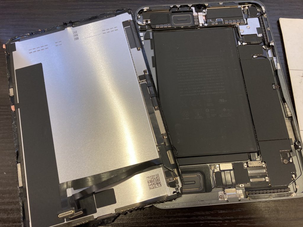 iPad mini6　画面割れ　画面交換　画面修理　液晶不良　液晶交換　液晶修理　修理　新宿