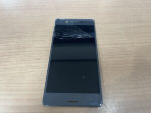 Xperia X performance 画面割れ修理【本厚木店】