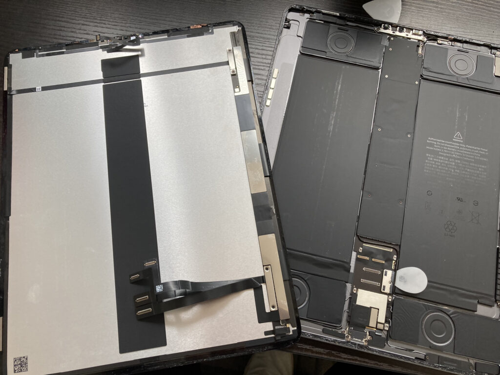 iPad Pro12.9 第3世代　起動不可　充電不良　ドックコネクタ交換　ドックコネクタ修理　修理　新宿
