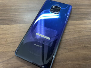 HUAWEI Mate 20 Pro バッテリー交換