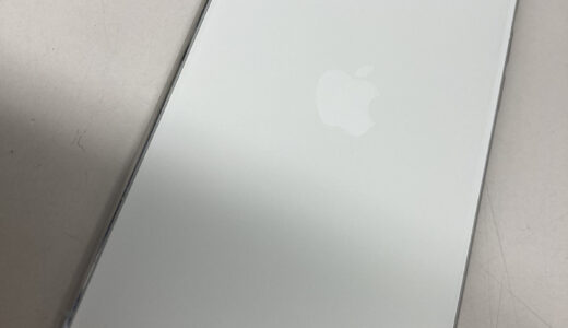 【iPhone 11Pro】光の線が入っている液晶画面交換修理実績（新宿店）