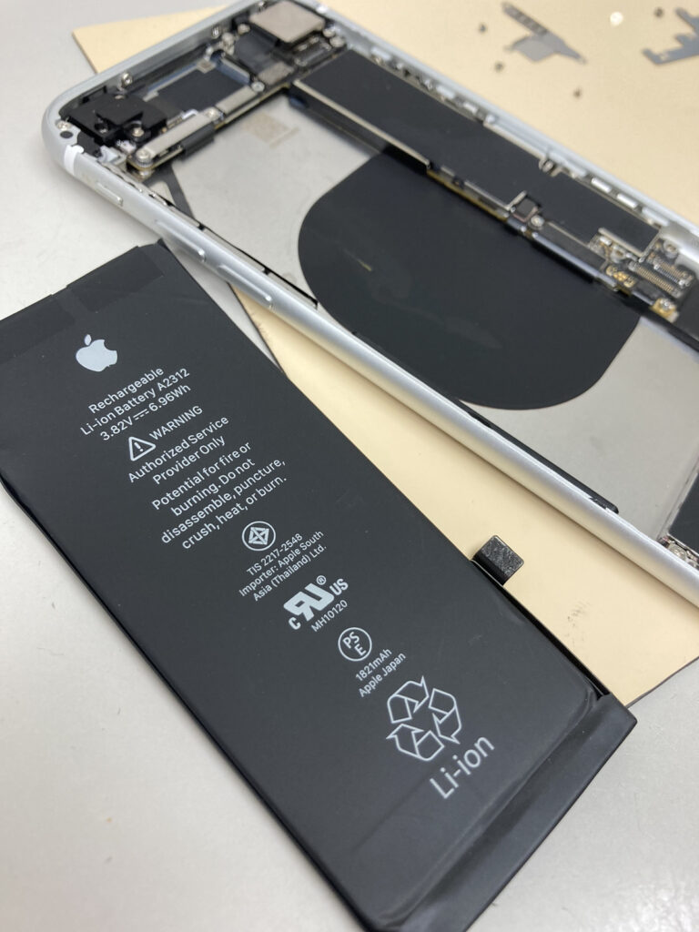 iPhone SE2　バッテリー交換　バッテリー修理　修理　新宿