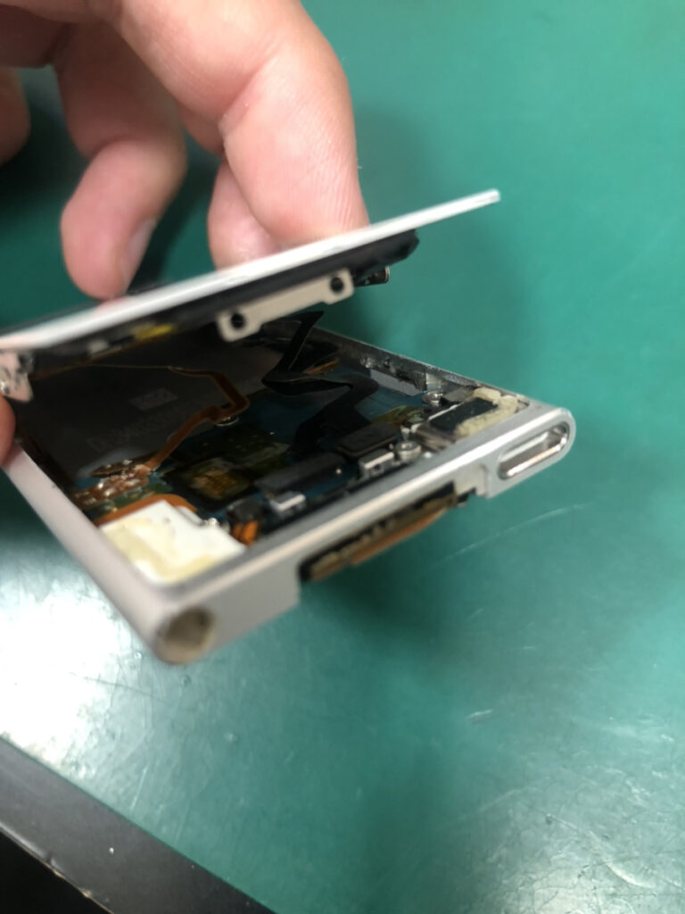 iPod修理 バッテリー交換
