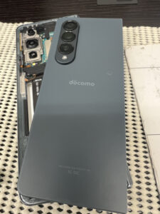 Galaxy Z Fold4　ドックコネクター交換修理実績(新宿店)