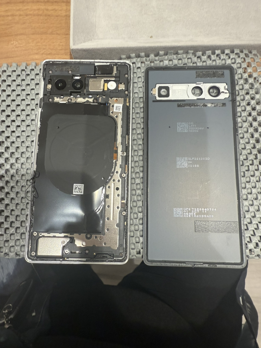 Pixel 7aバッテリー交換修理【COCOスマホソニック錦糸町PARCO店】