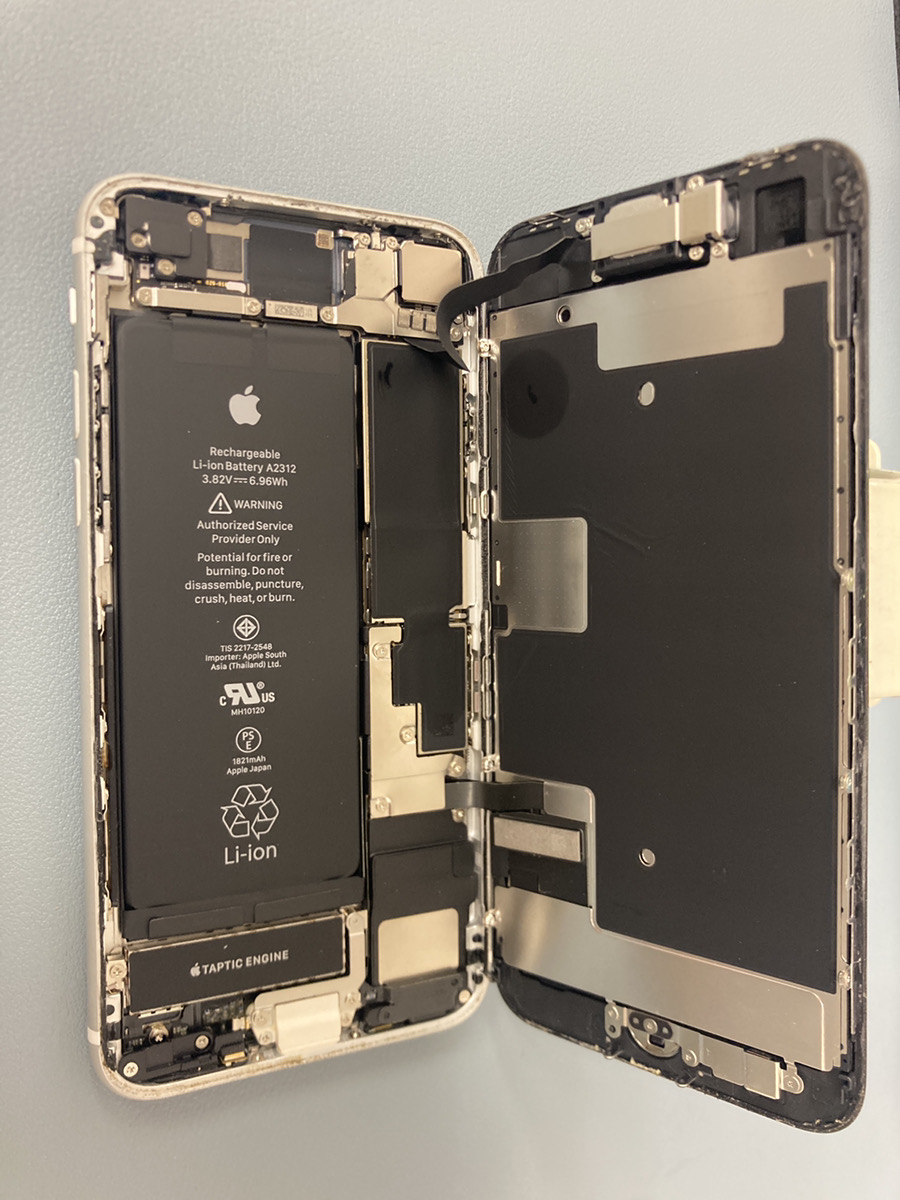 iPhone SE 2 バッテリー交換修理 【スマホソニック八王子店】