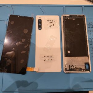XPERIA　10Ⅳ　画面交換　大分トキハわさだタウン店